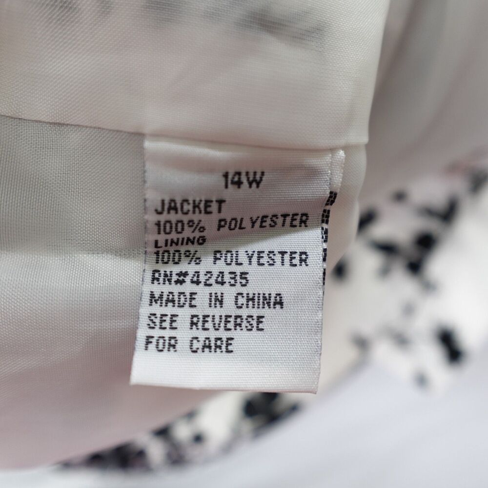 Dressbarn Oriental Jacket Womens Sz 14w Asian Style White w/ Black Floral Lined - Picture 13 of 16